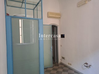 Ufficio in Affitto a Pisa, 900€, 80 m²