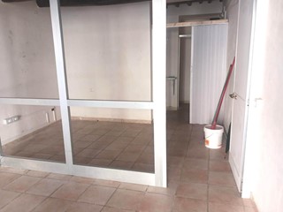 Immobile commerciale in Affitto a Calcinaia, 350€, 32 m²