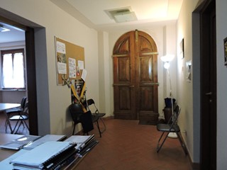 Ufficio in Affitto a Pisa, 1'300€, 100 m²