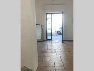 Immobile commerciale in Vendita a Palermo, 130'000€, 80 m²