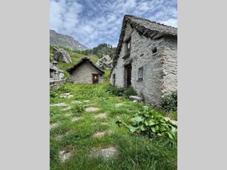 Trullo in Vendita a Varzo, 165'000€, 60 m², arredato