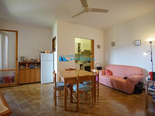 Trilocale in Vendita a Massa, zona Ronchi, 169'000&euro;, 48 m², arredato, con Box