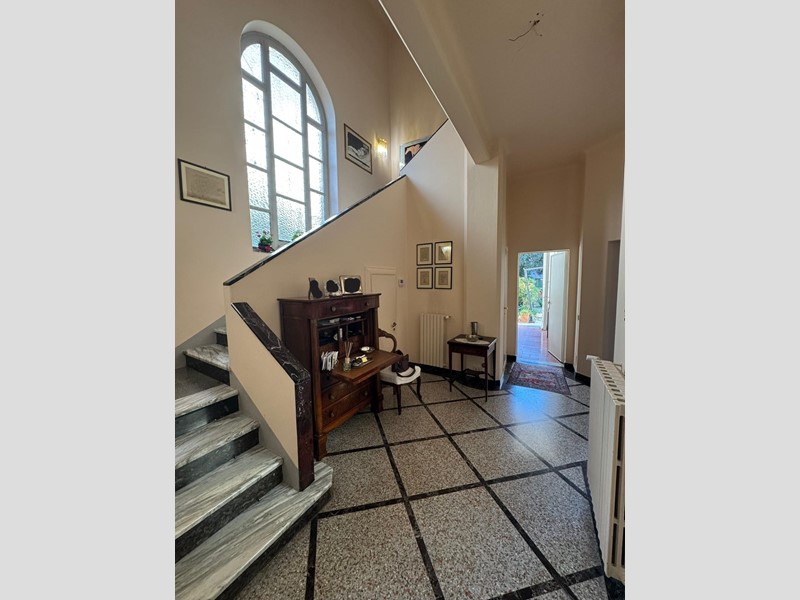 Villa in Vendita a Pisa, 850'000€, 200 m²