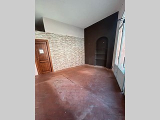 Immobile commerciale in Affitto a San Giuliano Terme, 500€, 32 m²