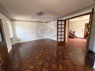 Villa bifamiliare in Vendita a Cordignano, 235'000€, 226 m²