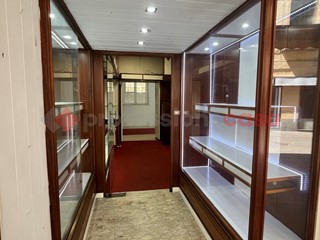 Negozio in Affitto a Pinerolo, 400€, 35 m²