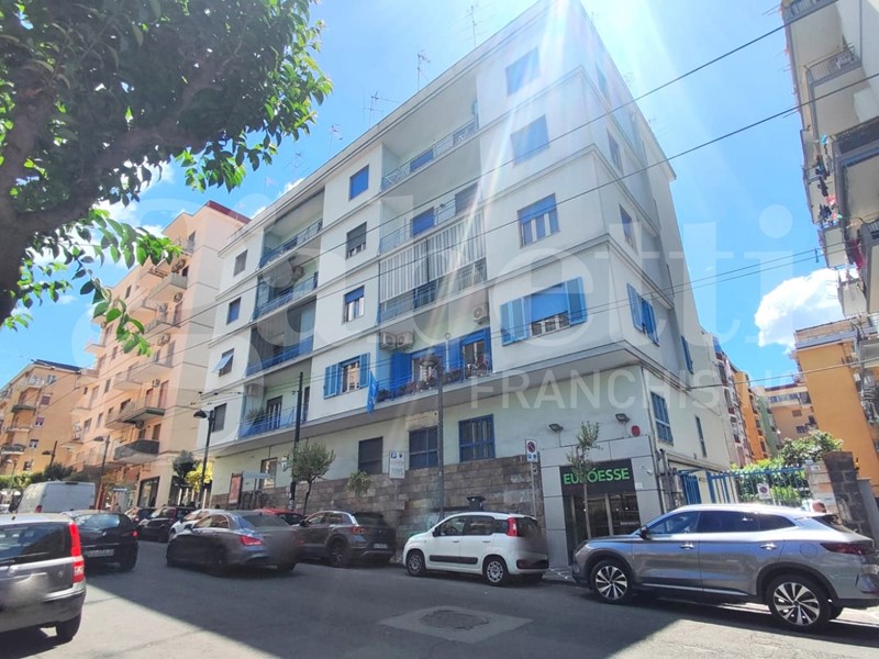 Trilocale in Vendita a Portici, 218'000€, 70 m²