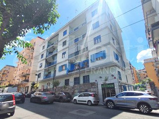 Trilocale in Vendita a Portici, 218'000€, 70 m²