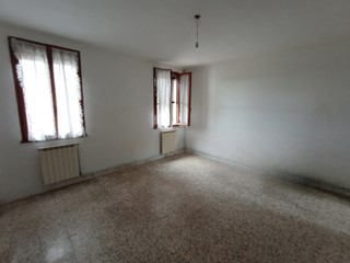 Casa Indipendente in Vendita a Cavarzere, 68'000&euro;, 120 m²