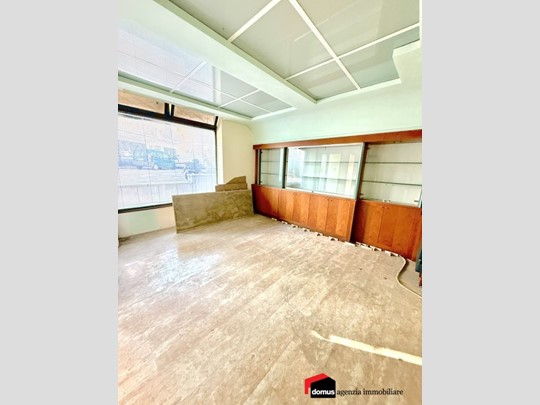 Negozio in Vendita a Lugo di Vicenza, 40'000&euro;, 40 m²