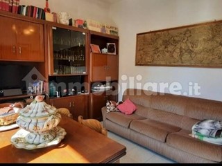 Appartamento in Vendita a Castelfranco di Sotto, 110'000€, 94 m², arredato, con Box