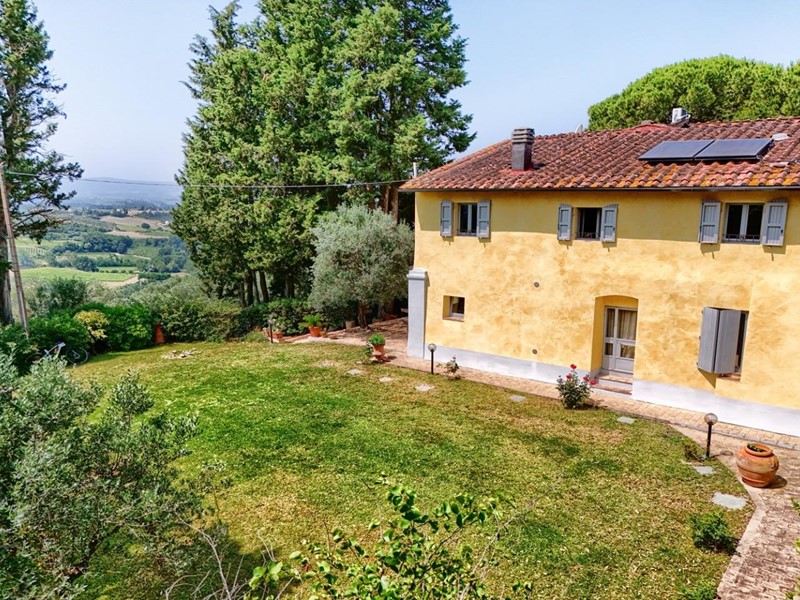 Casale in Vendita a Certaldo, 495'000€, 150 m², arredato