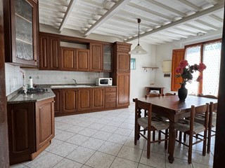 Casa Indipendente in Vendita a Empoli, zona Marcignana, 155'000€, 80 m², arredato, con Box