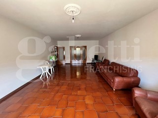 Appartamento in Vendita a Amantea, 220'000€, 270 m²