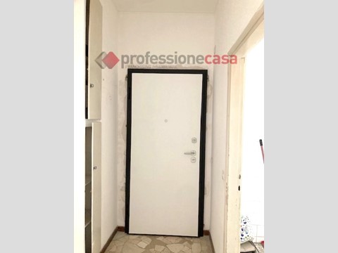 Bilocale in Vendita a Milano, 260'000€, 70 m²