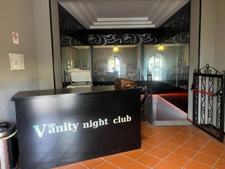 Magazzino in Affitto a Palermo, 3'000€, 565 m²