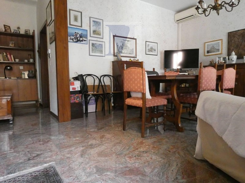 Villa bifamiliare in Vendita a Padova, 450'000€, 190 m²