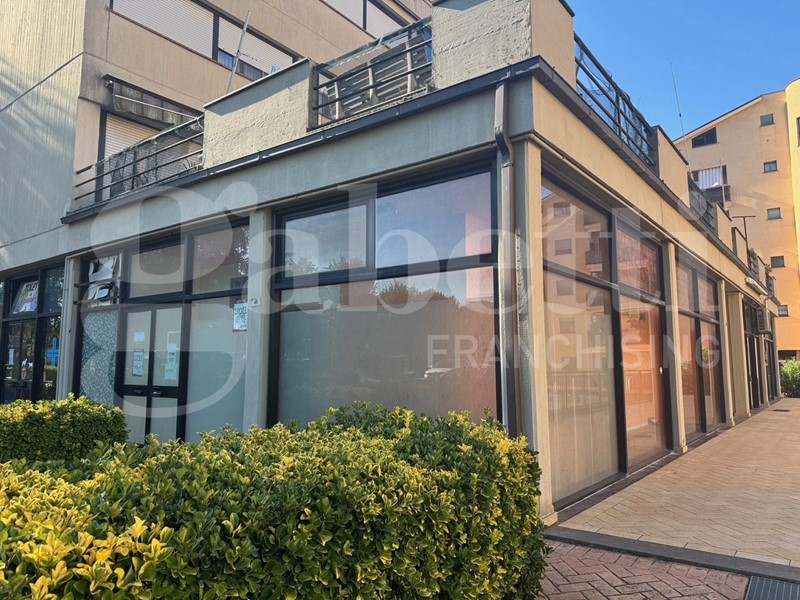 Negozio in Vendita a Orte, 80'000€, 60 m²