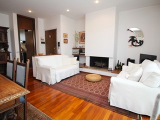 Quadrilocale in Vendita a Gorla Minore, 175'000€, 198 m²