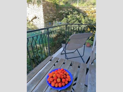 Appartamento in Vendita a Rapallo, zona FUNIVIA, 110'000€, 56 m², arredato