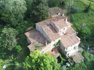 Casale in Vendita a Pontedera, zona Montecastello, 580'000€, 969 m²