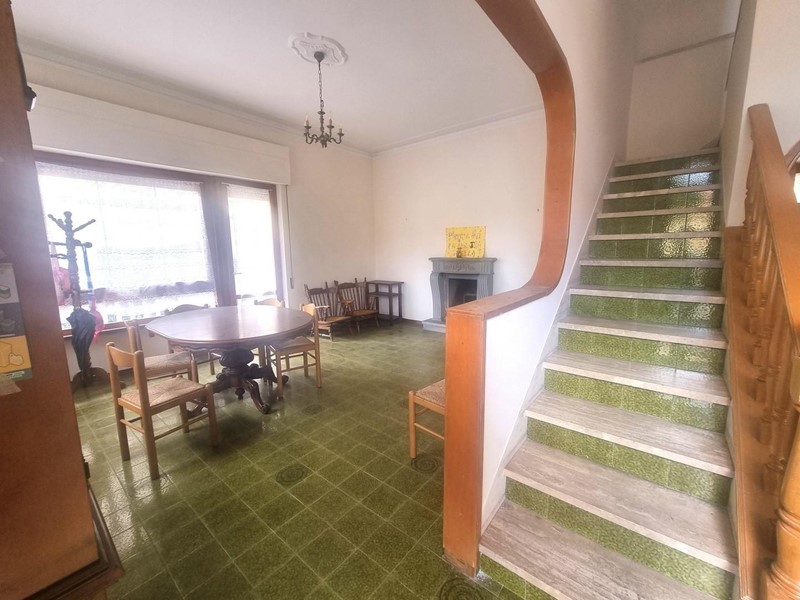 Villa bifamiliare in Vendita a Viareggio, 370'000€, 120 m²