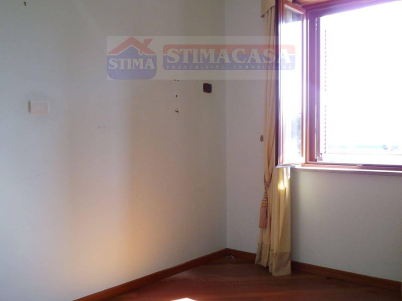 Quadrilocale in Vendita a Cardito, 230'000€, 150 m²