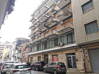Appartamento in Vendita a Foggia, 115'000&euro;, 175 m²