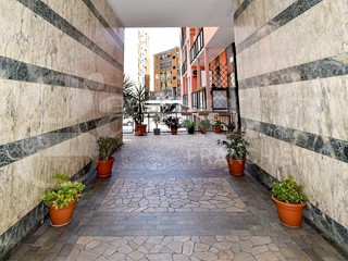 Bilocale in Vendita a Milano, 348'000€, 70 m²