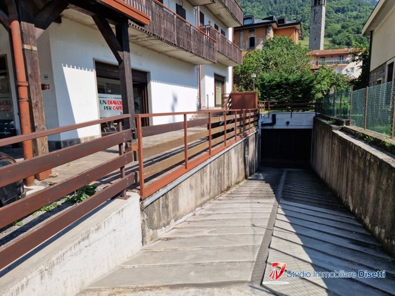 Box in Vendita a Edolo, 49'000€, 69 m²