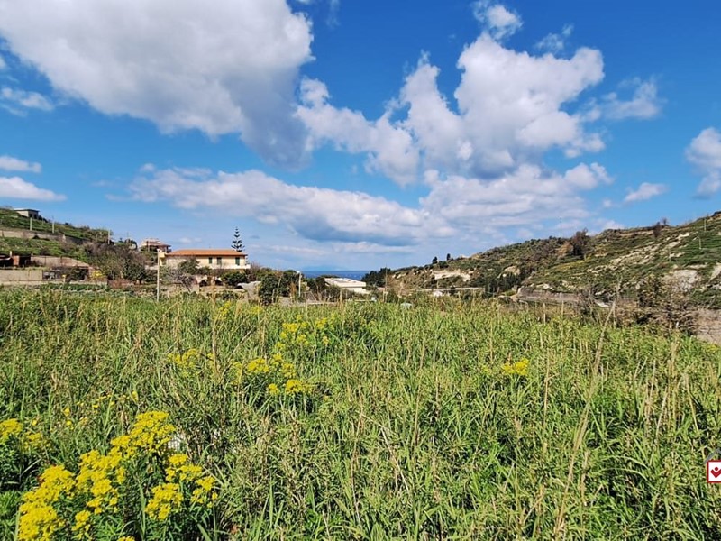 Terreno edificabile in Vendita a Villafranca Tirrena, 75'000€, 550 m²