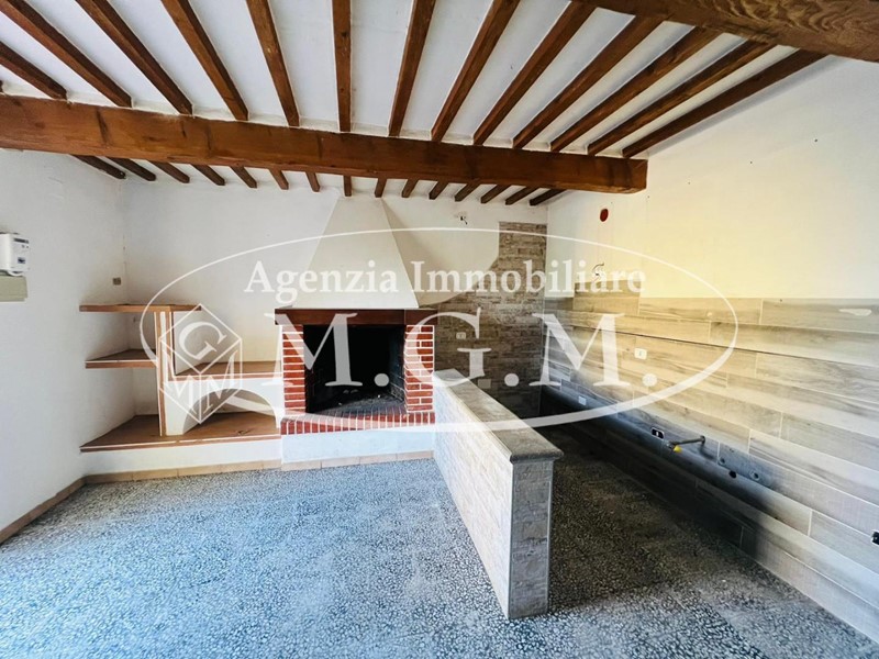 Casa Indipendente in Vendita a Santa Croce sull'Arno, zona Staffoli, 78'000€, 100 m²