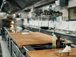 Immobile commerciale in Vendita a Vinci, zona Sovigliana, 219'000€, 130 m²