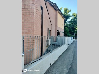 Trilocale in Vendita a Reggio Emilia, 250'000€, 87 m², arredato