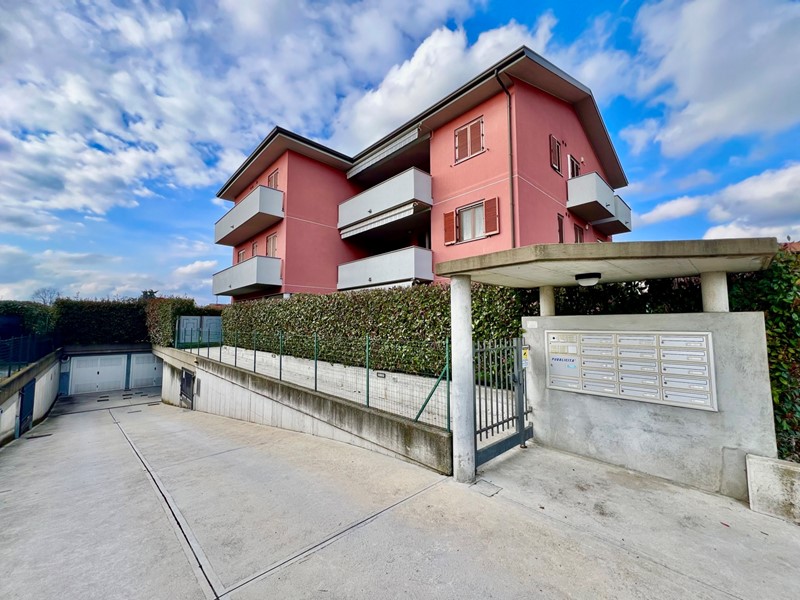 Box in Vendita a Mozzate, 25'000€, 40 m²