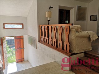 Villa in Affitto a Rocca di Mezzo, 290'000€, 300 m²