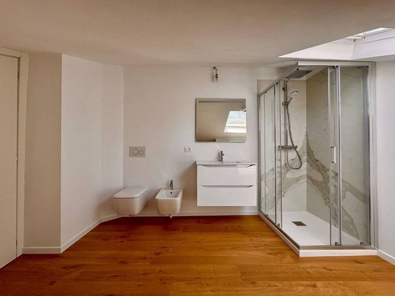 Bilocale in Vendita a Ventimiglia, 195'000€, 77 m²