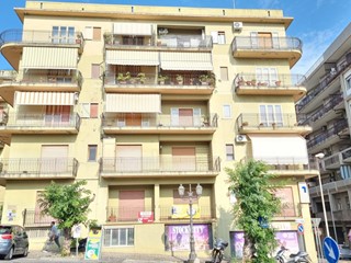 Quadrilocale in Vendita a Milazzo, 230'000€, 174 m²