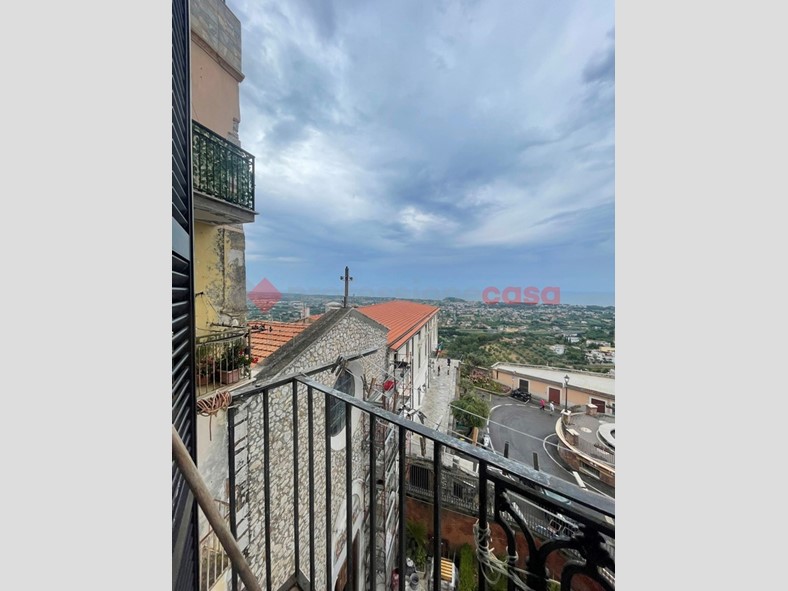 Appartamento in Vendita a Minturno, 135'000€, 150 m²