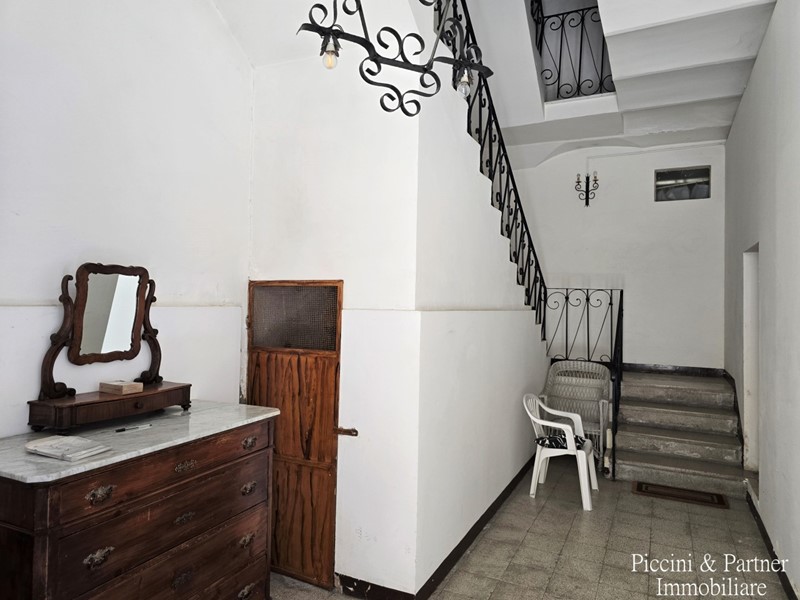 Appartamento in Vendita a Perugia, zona San Martino in Colle, 169'000€, 160 m²