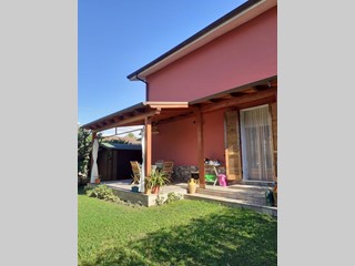 Casa Semi Indipendente in Affitto a Ameglia, 1'100€, 83 m², arredato