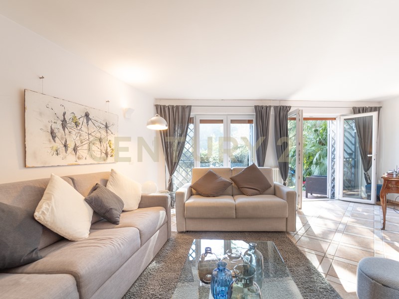 Trilocale in Vendita a Roma, zona Cortina d'Ampezzo, 375'000&euro;, 90 m²