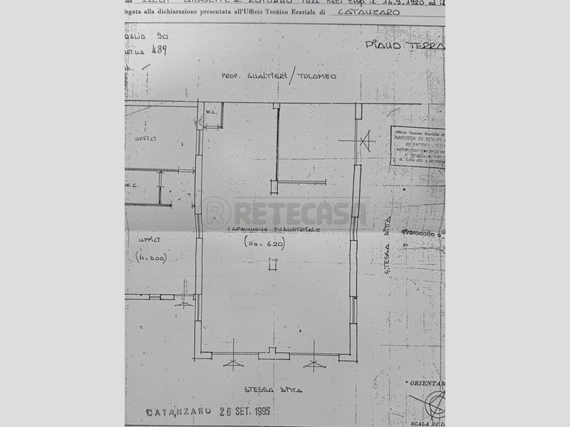 Attività commerciale in Vendita a Catanzaro, 110'000&euro;, 220 m²