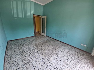 Trilocale in Vendita a Cremona, 60'000€, 80 m²