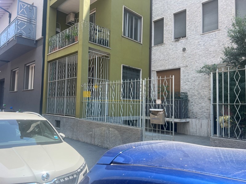 Capannone in Vendita a Milano, 23'000€, 26 m²