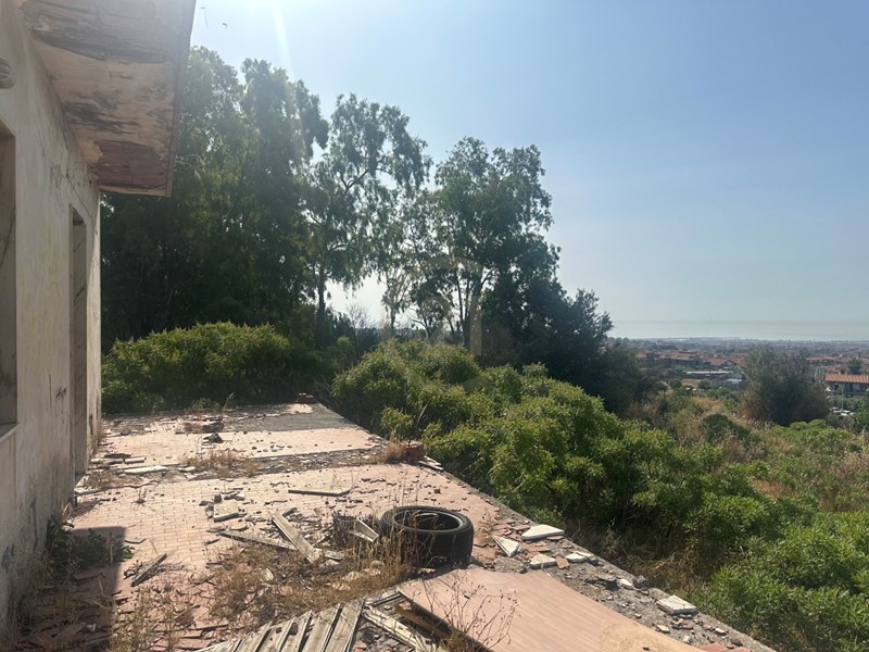 Rustico in Vendita a Misterbianco, zona Madonna degli Ammalati, 200 m²