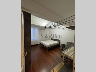 Stanza in Affitto a Modena, 360&euro;, 90 m²