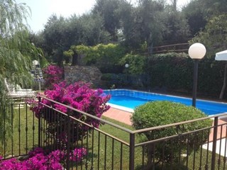 Casa Indipendente in Vendita a San Lorenzo al Mare, 590'000€, 170 m²