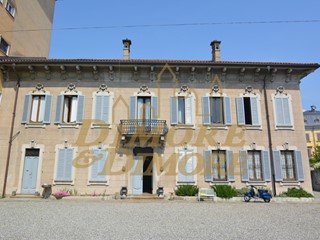 Casa Indipendente in Vendita a Verbania, 1'480'000€, 500 m²