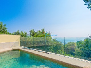 Casa Indipendente in Vendita a Diano Marina, 1'600'000€, 121 m²